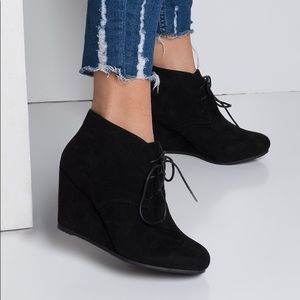 Black Wedge Pumps